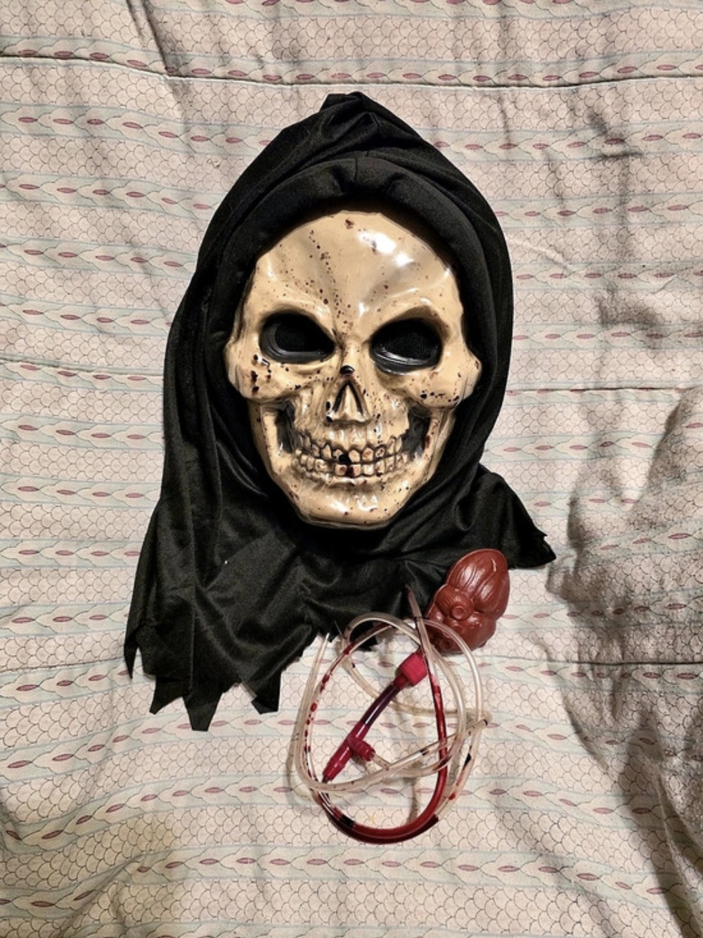 Fun World Bleeding Skull Mask Halloween Costume